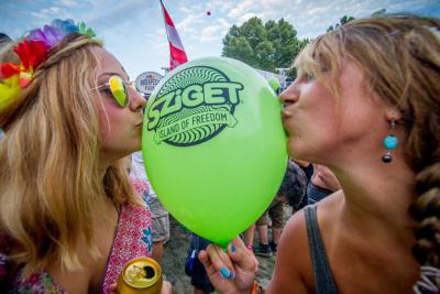 2015 Sziget himnusz: Easy As One Two Three